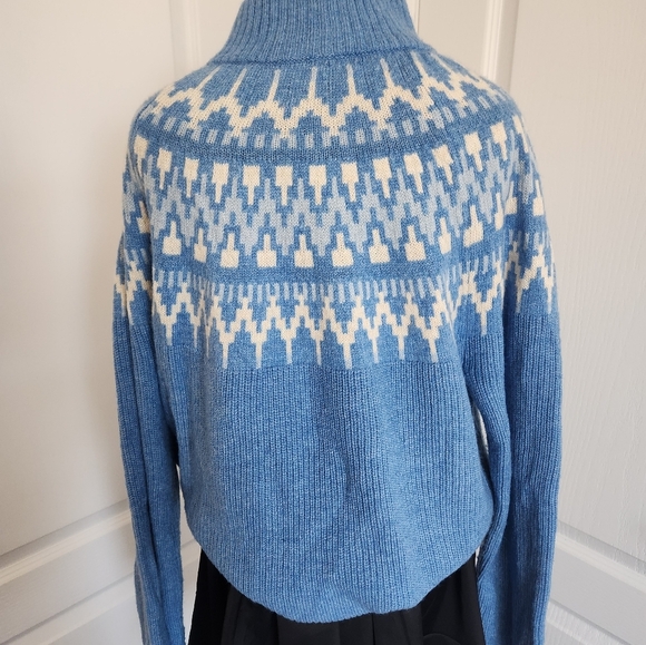 Women's Wool Blend J. Crew Sweater - Picture 10 of 11